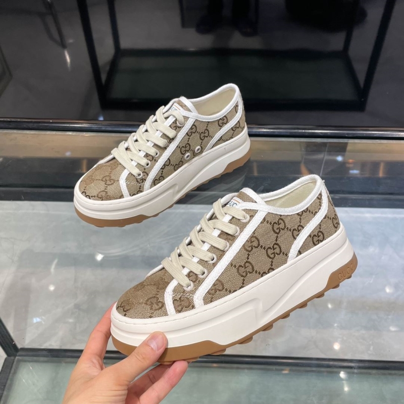 Gucci Casual Shoes